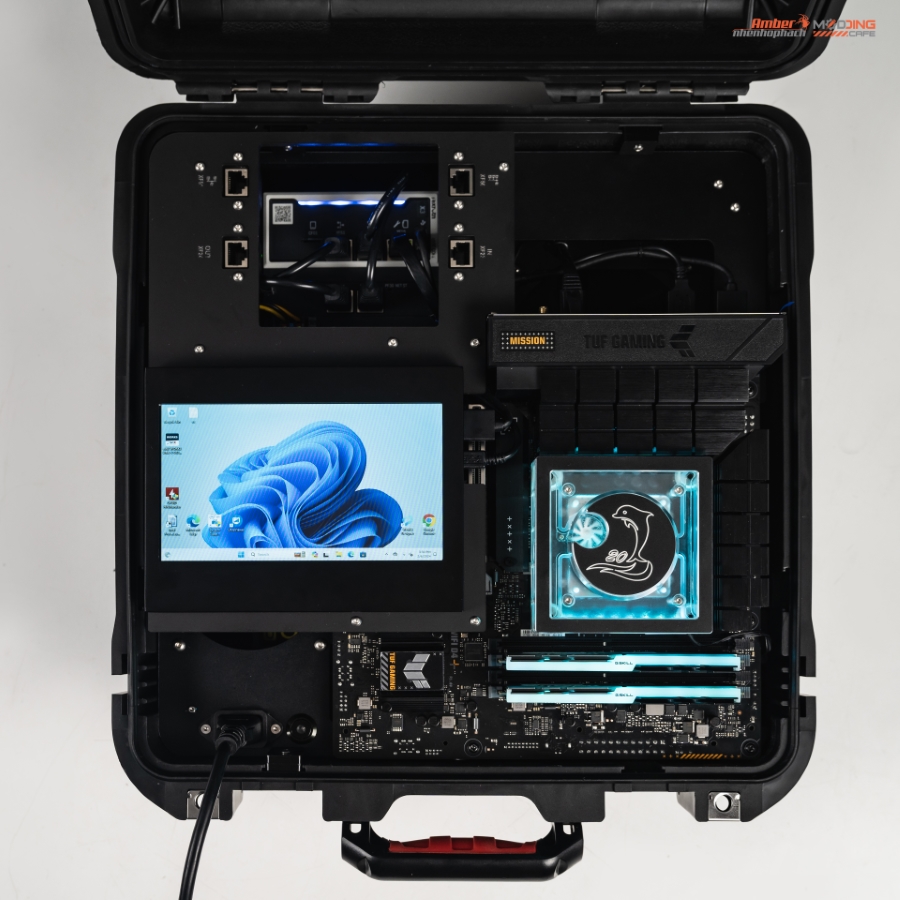 ONSITE FIELD CASE: Watercooled Transportable Desktop
